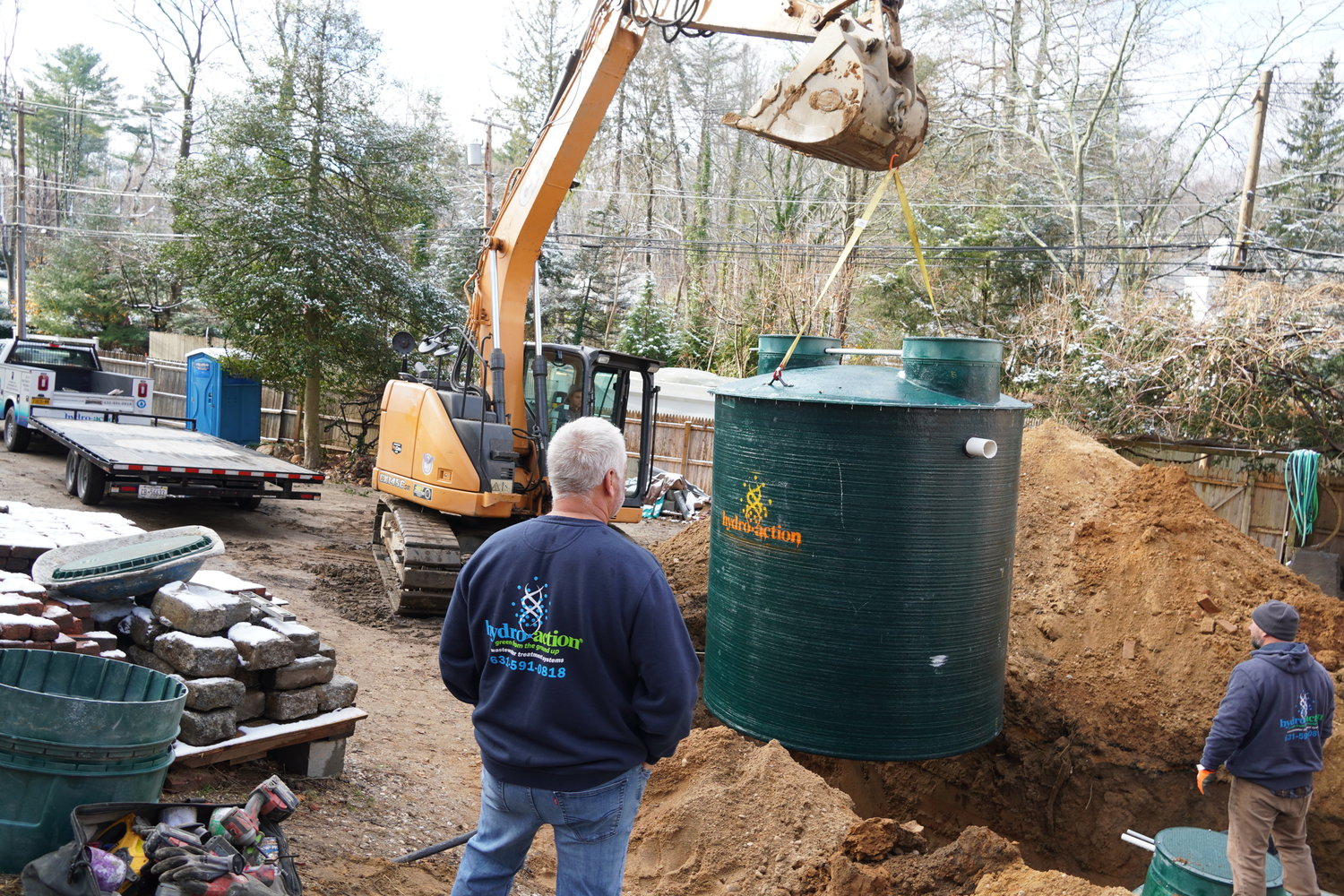 The North Shore Land Alliance recently completed the installation of their own eco-conscious Hydro-Action septic system.